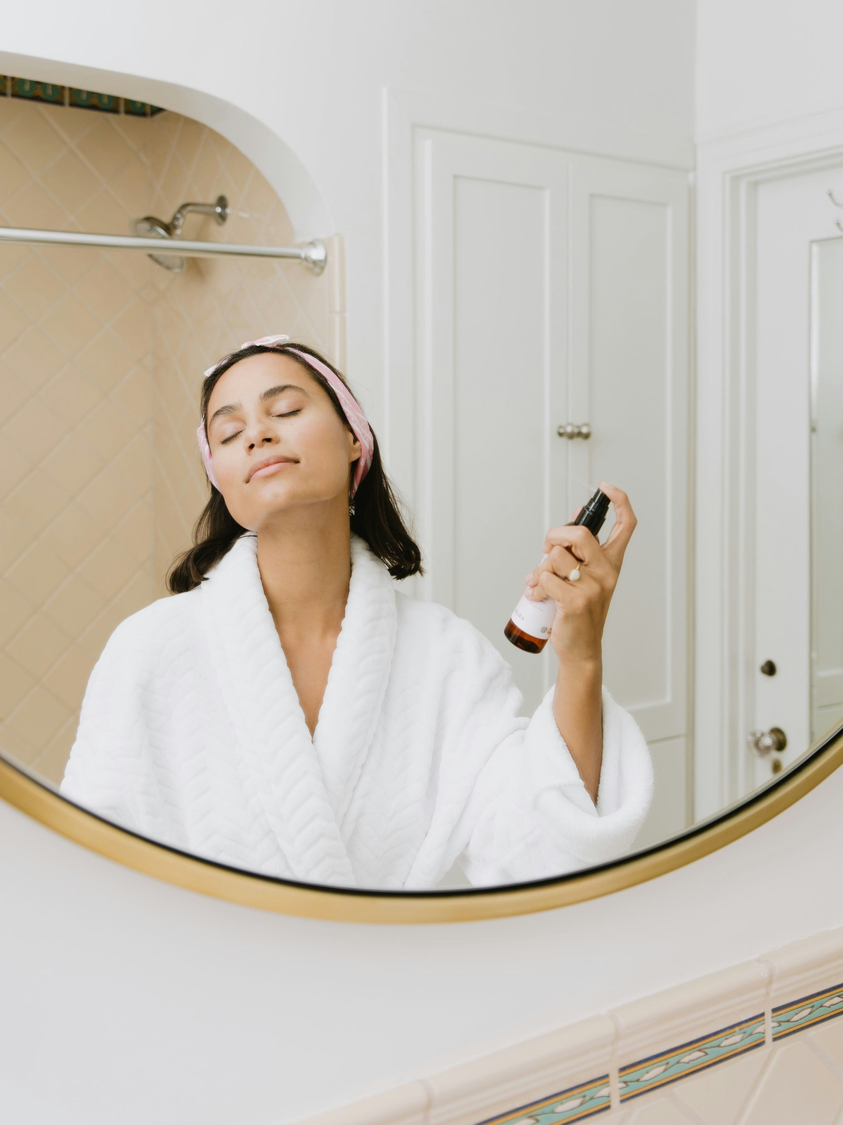 The benefits of probiotics for your skin — and why your microbiome matters Beauty & Skincare · 5 min read